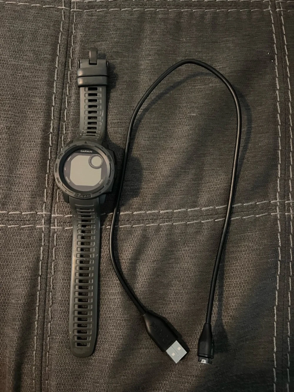 garmin Black GPS Sports Watch with Charging Cable